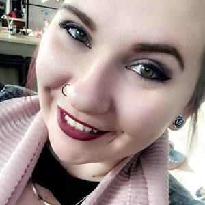 Meet your Posher, Becky